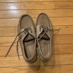 sperry boat shoes